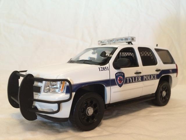 2015 chevy tahoe diecast