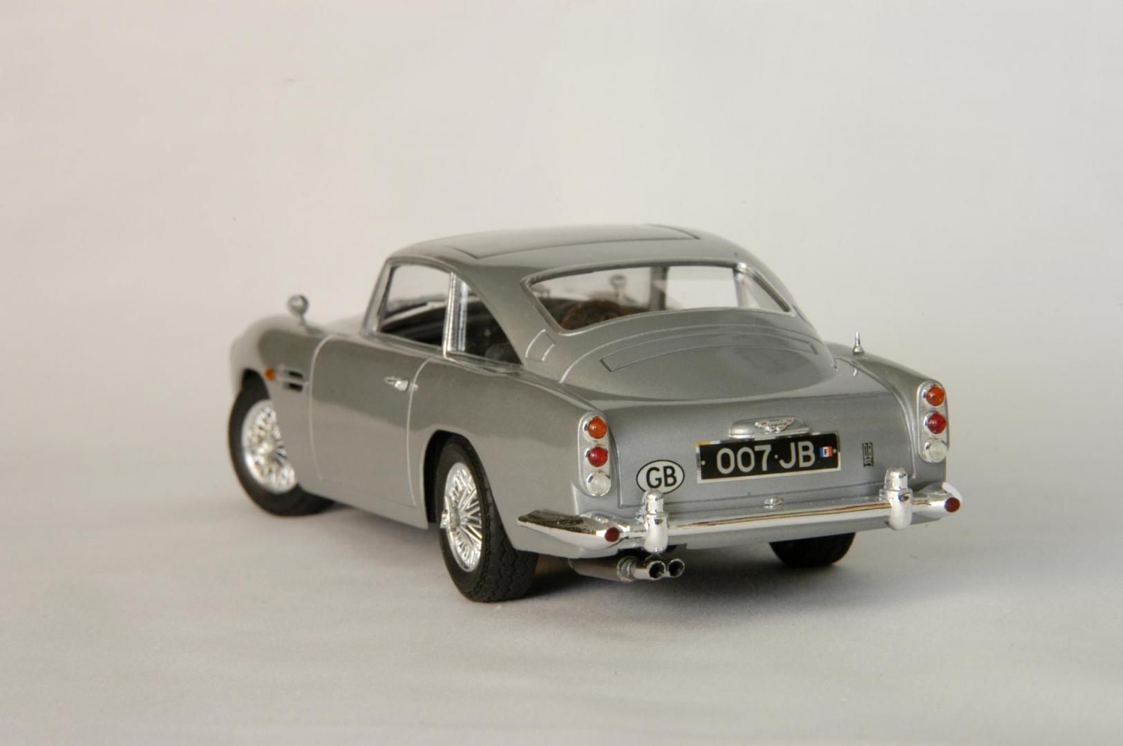 james bond aston martin model car kit