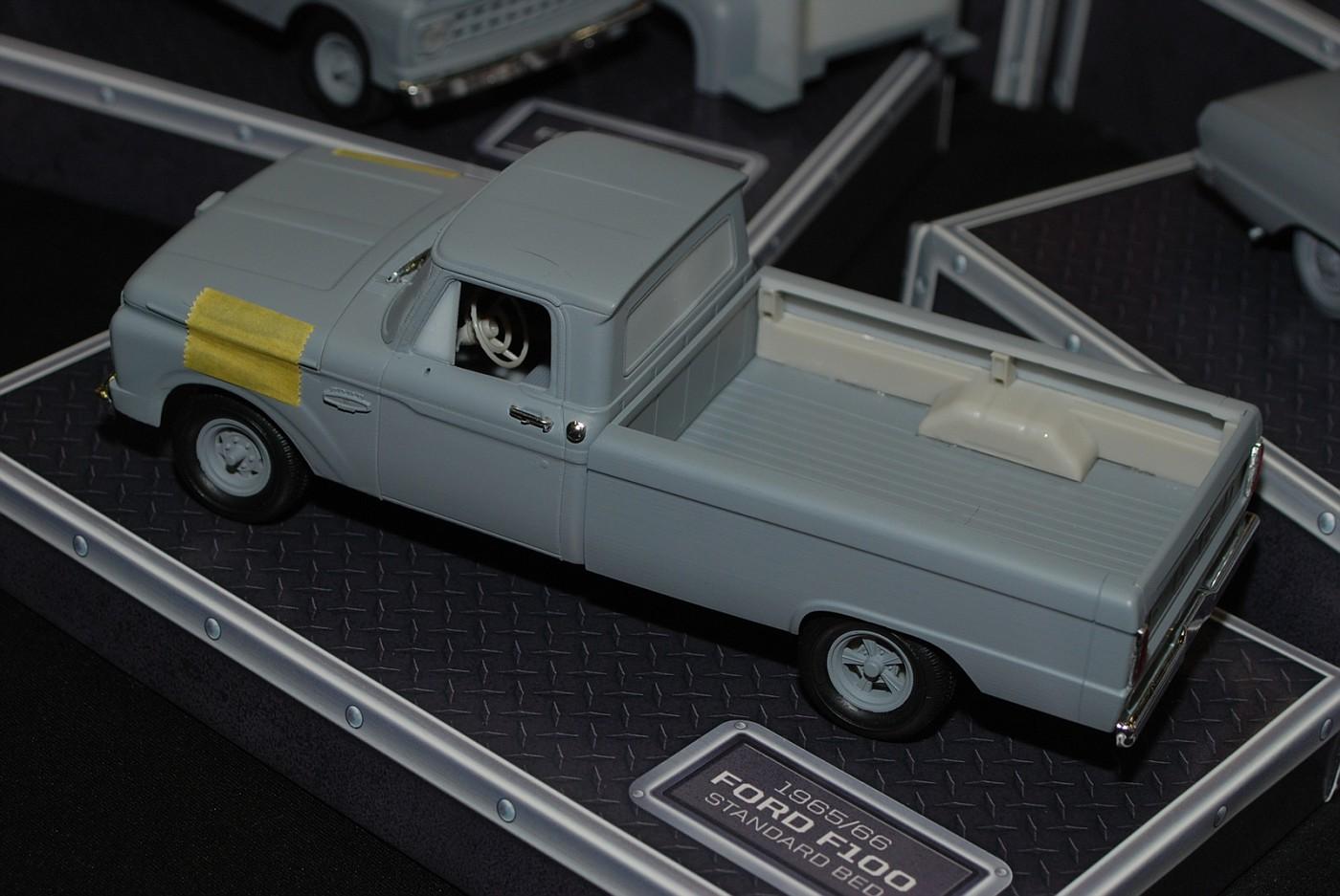 Moebius future kit prototypes from November, 2017 NNL Motor City