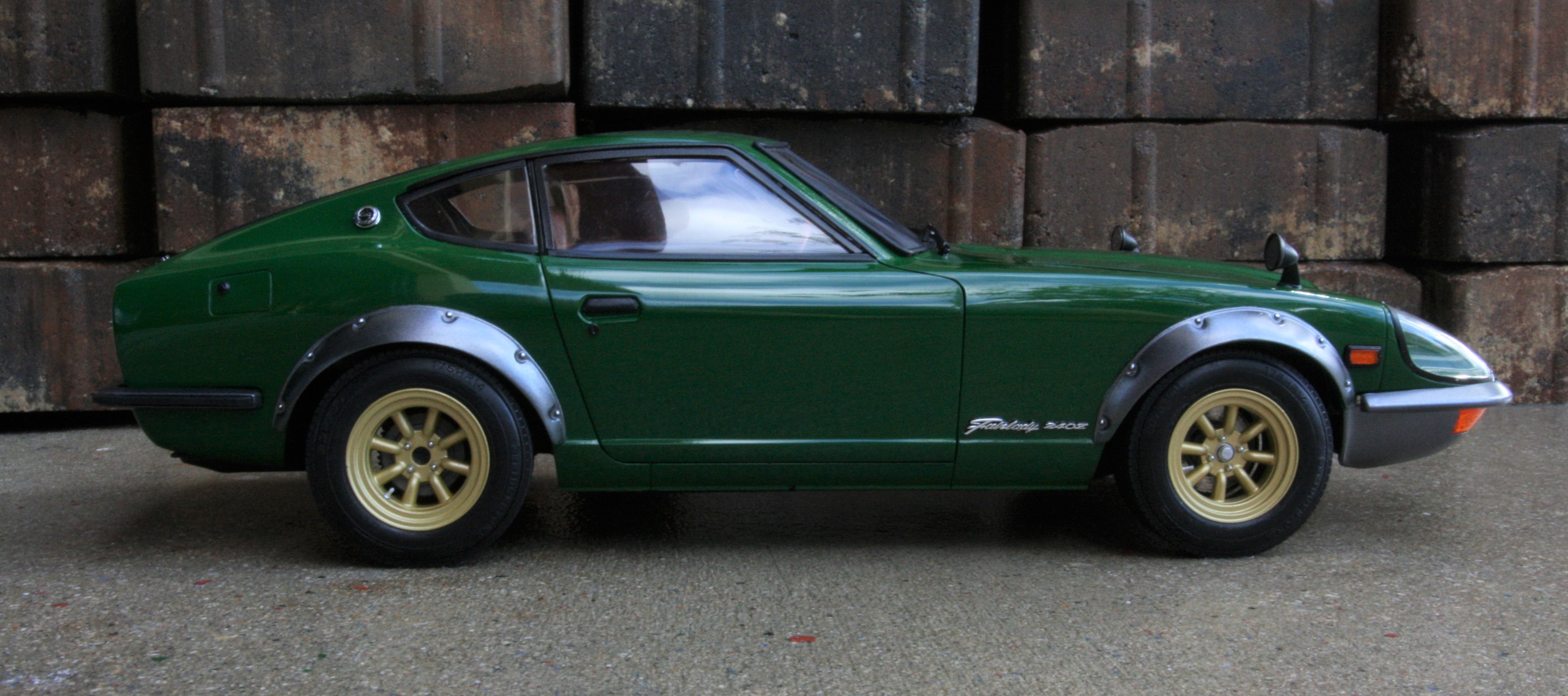 tamiya datsun