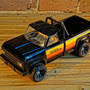 black tonka truck