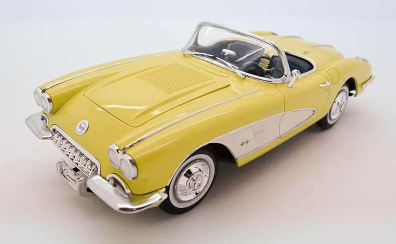 1958 corvette model car