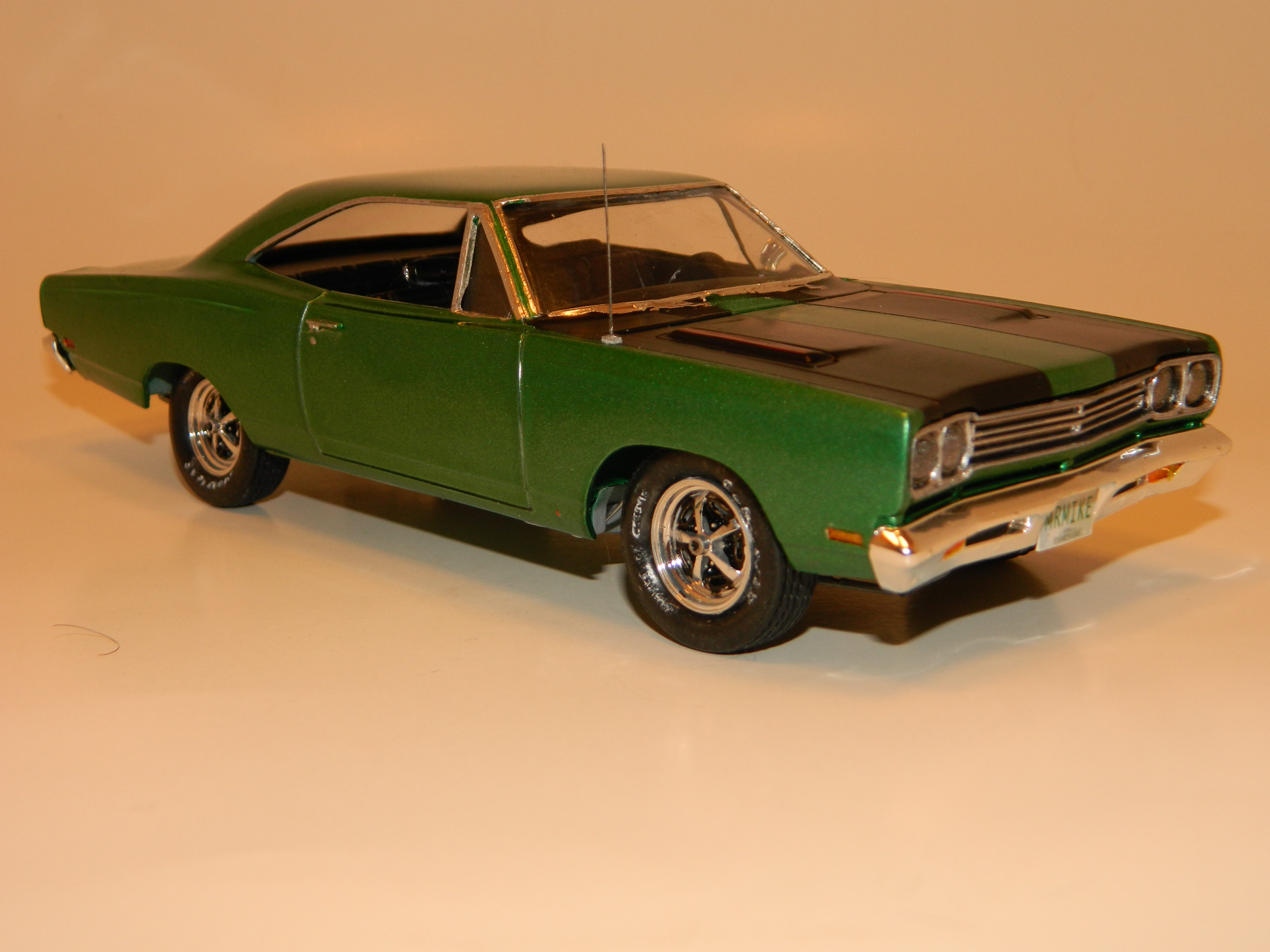 1969 plymouth roadrunner diecast model