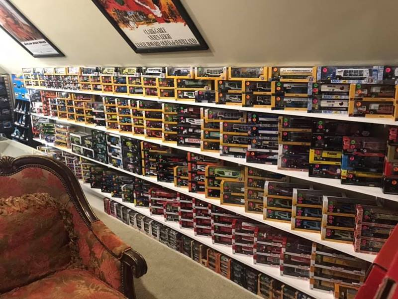 displaying hot wheels collection
