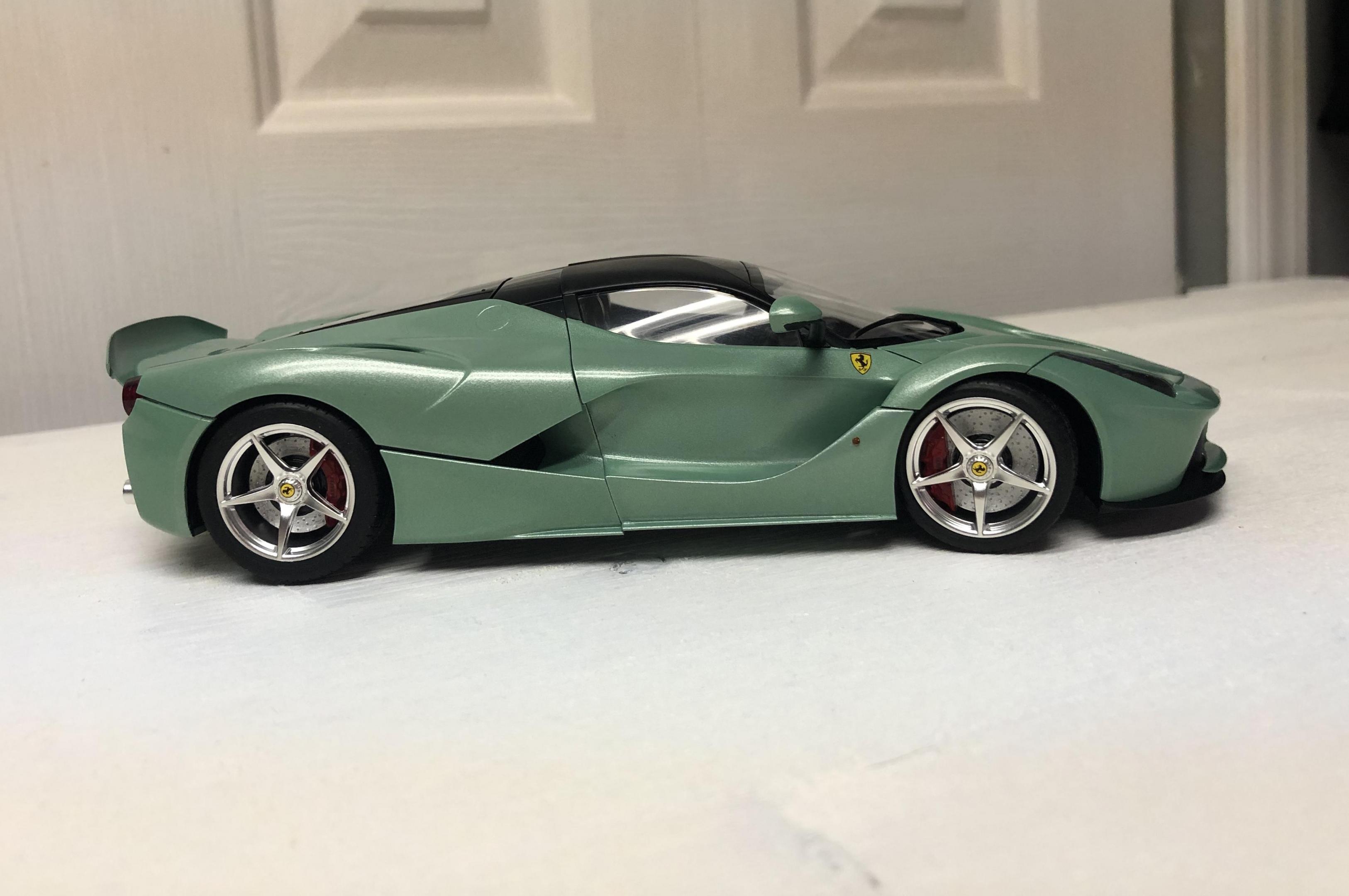 laferrari model