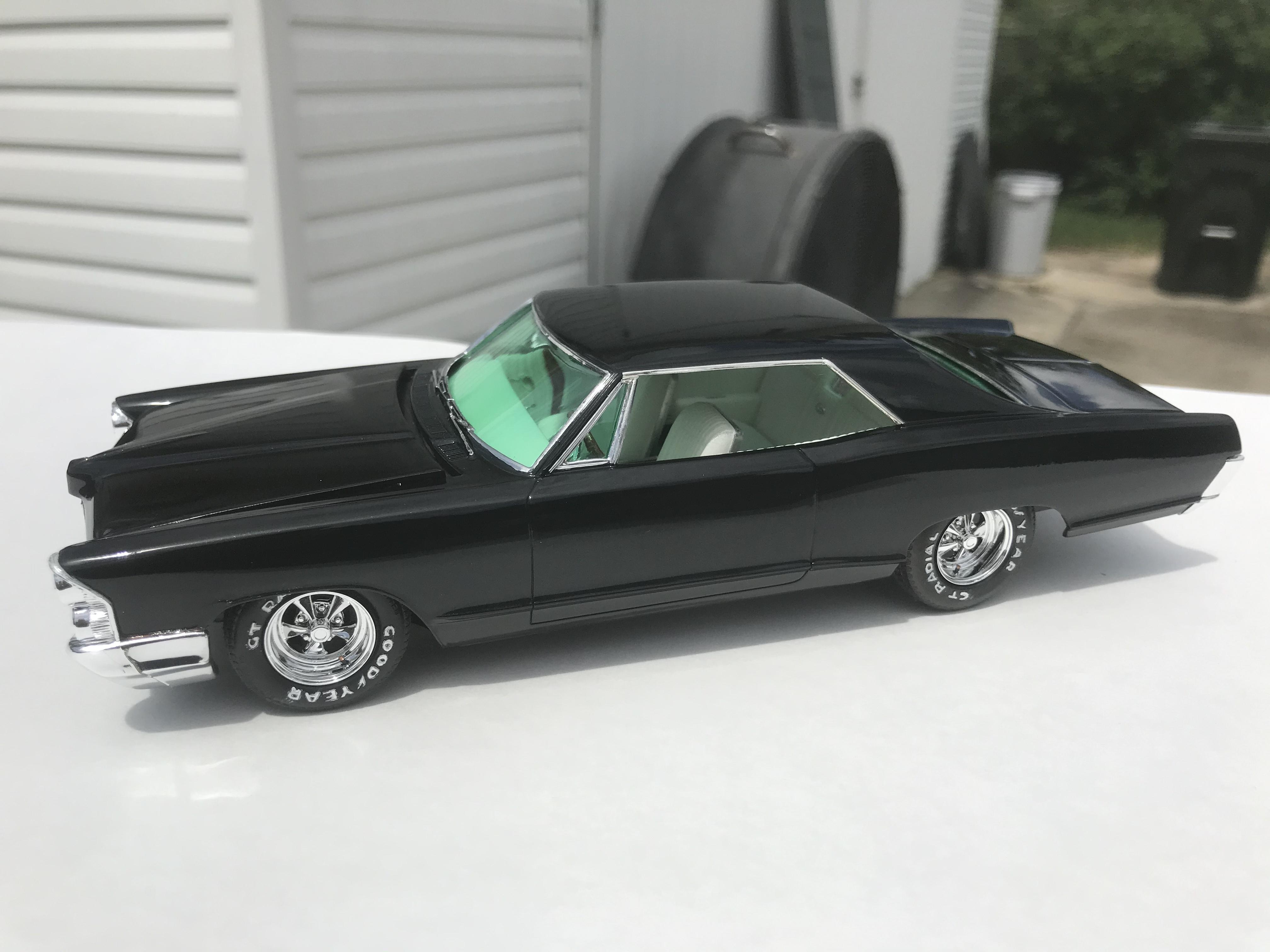 amt 1965 pontiac grand prix