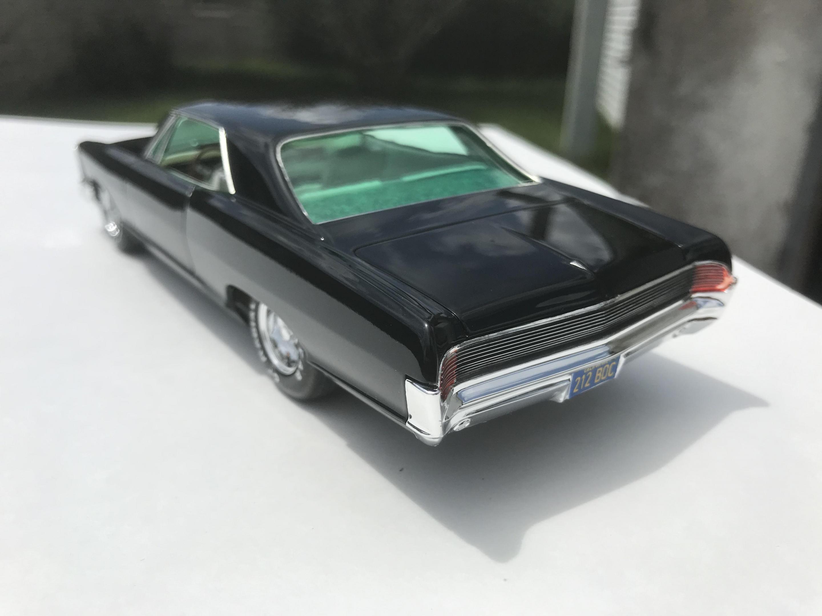 amt 1965 pontiac grand prix