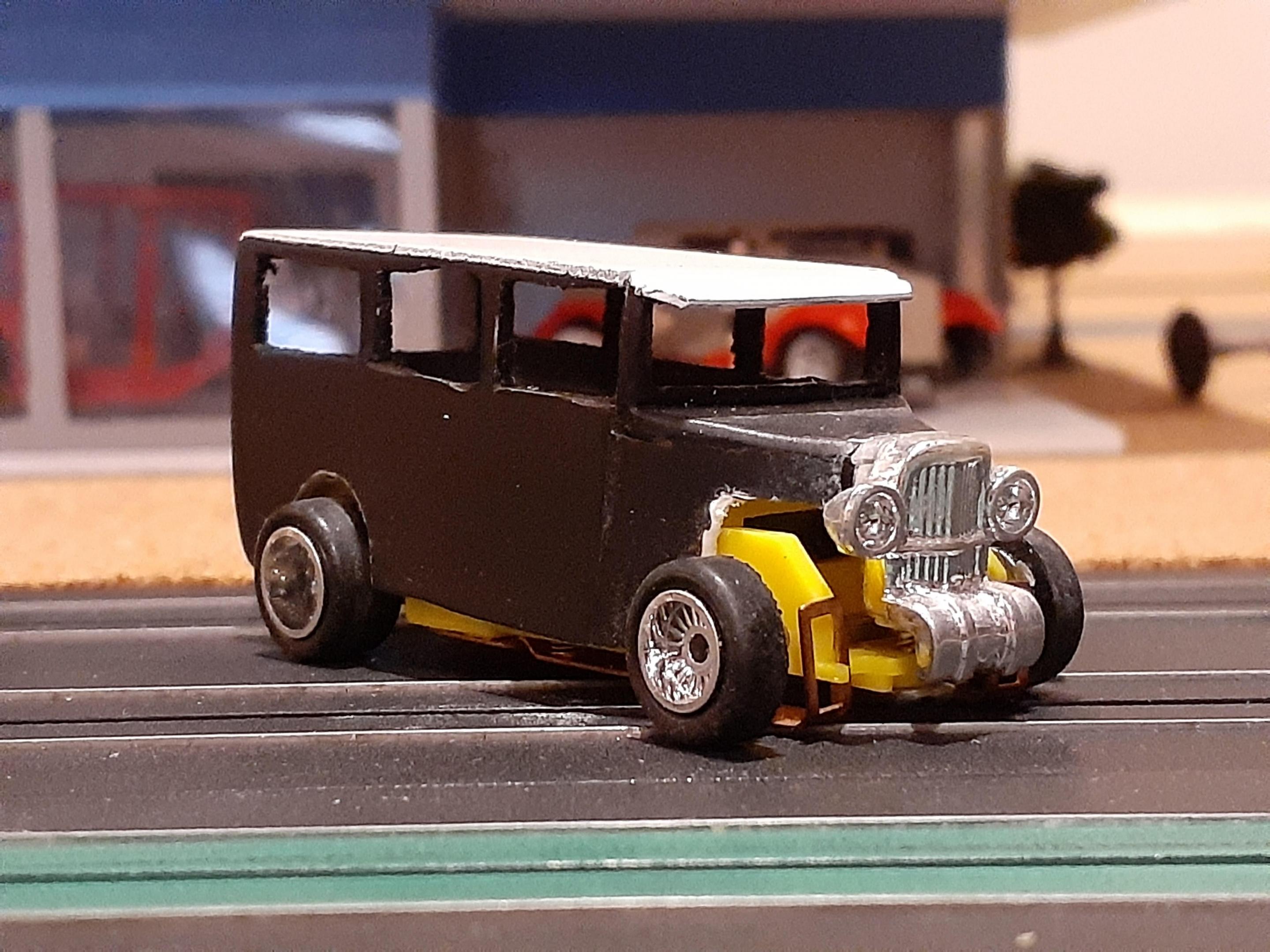 HO Scale Bonnie and Clyde Model Car Racing Model Cars