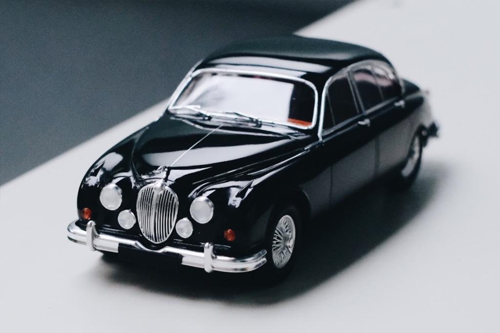 tamiya jaguar mk2 racing