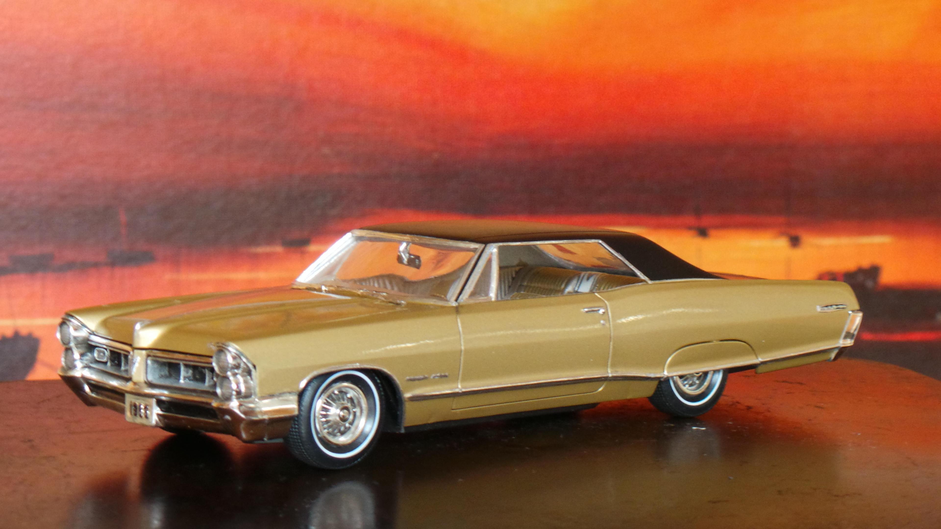 amt 1965 pontiac grand prix