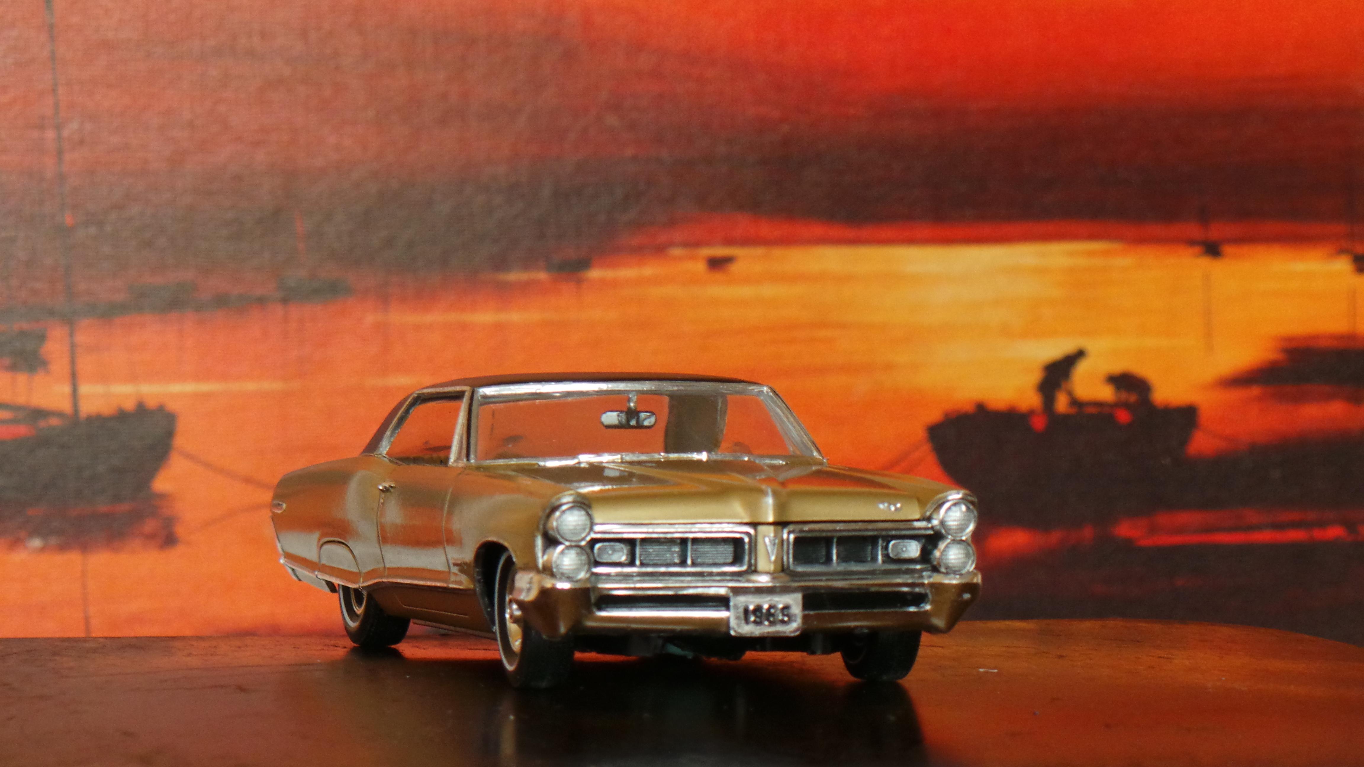 amt 1965 pontiac grand prix
