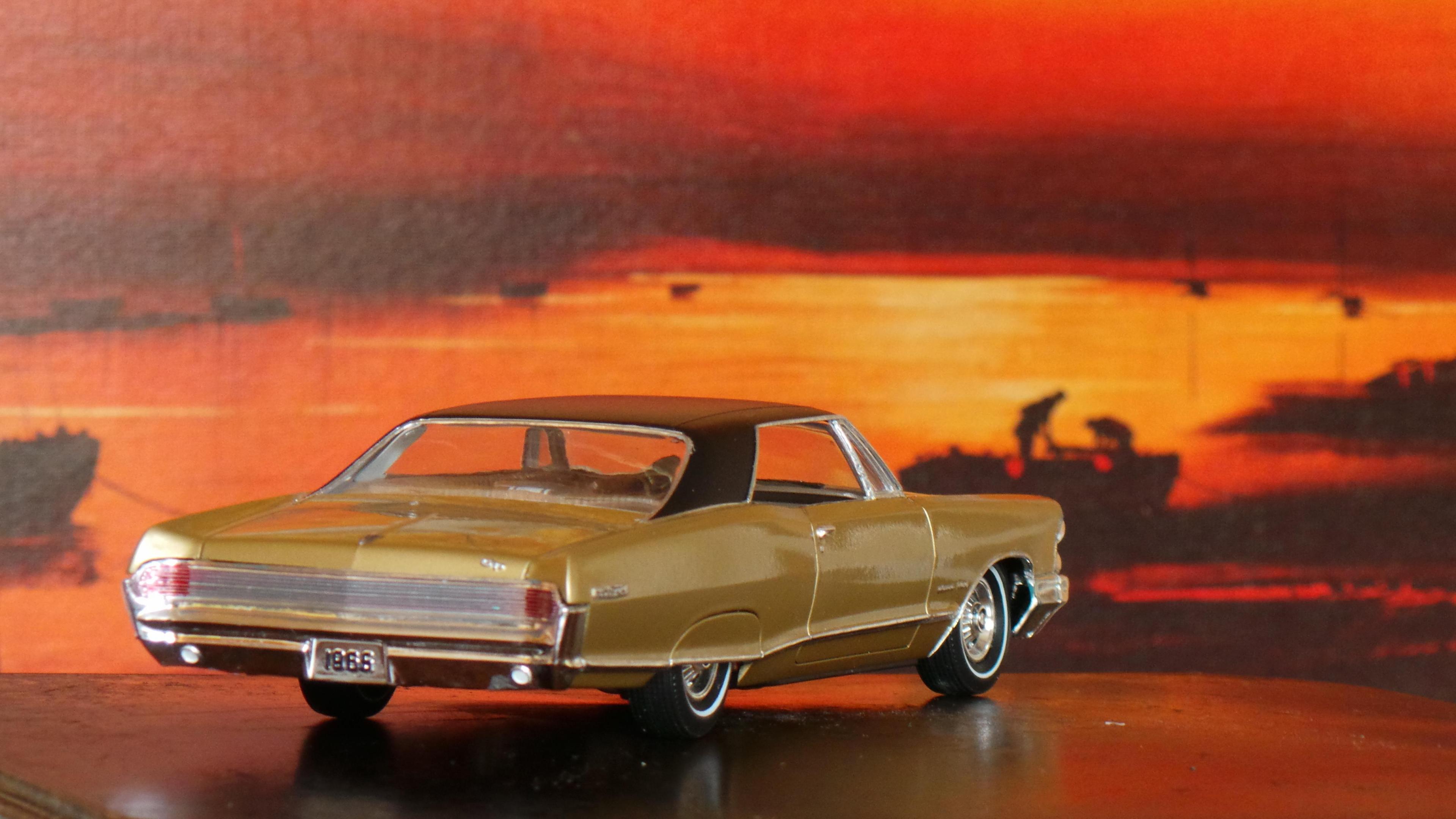 amt 1965 pontiac grand prix