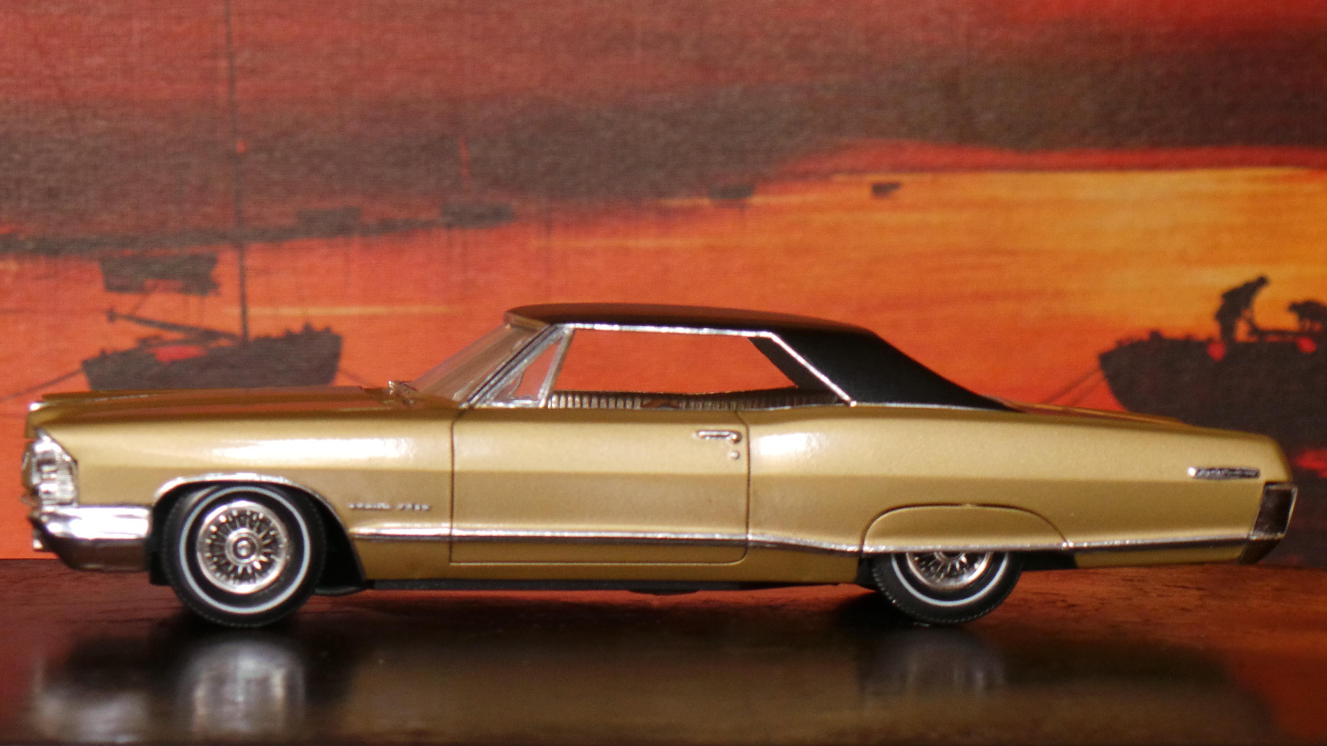 amt 1965 pontiac grand prix