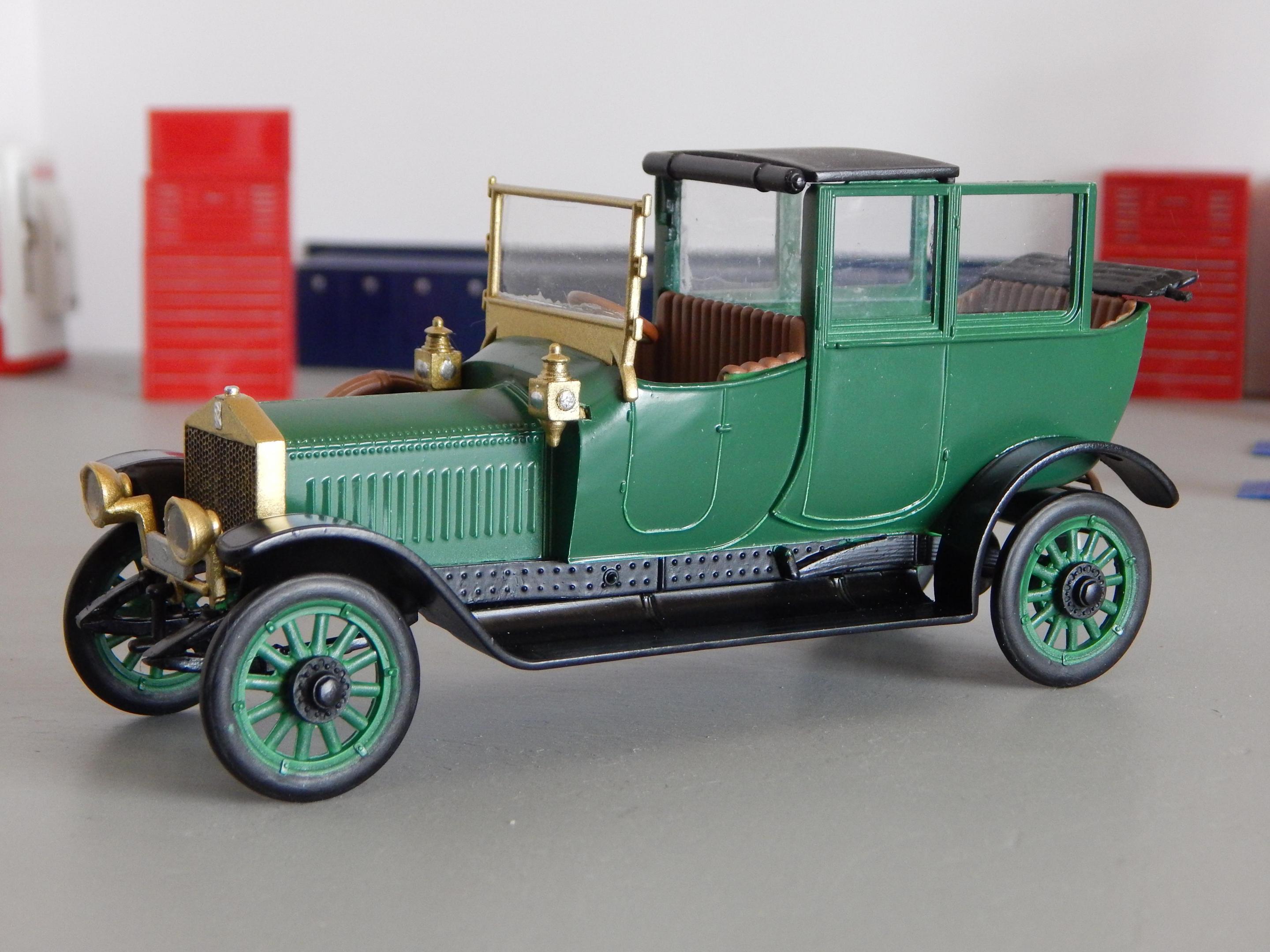scale model rolls royce