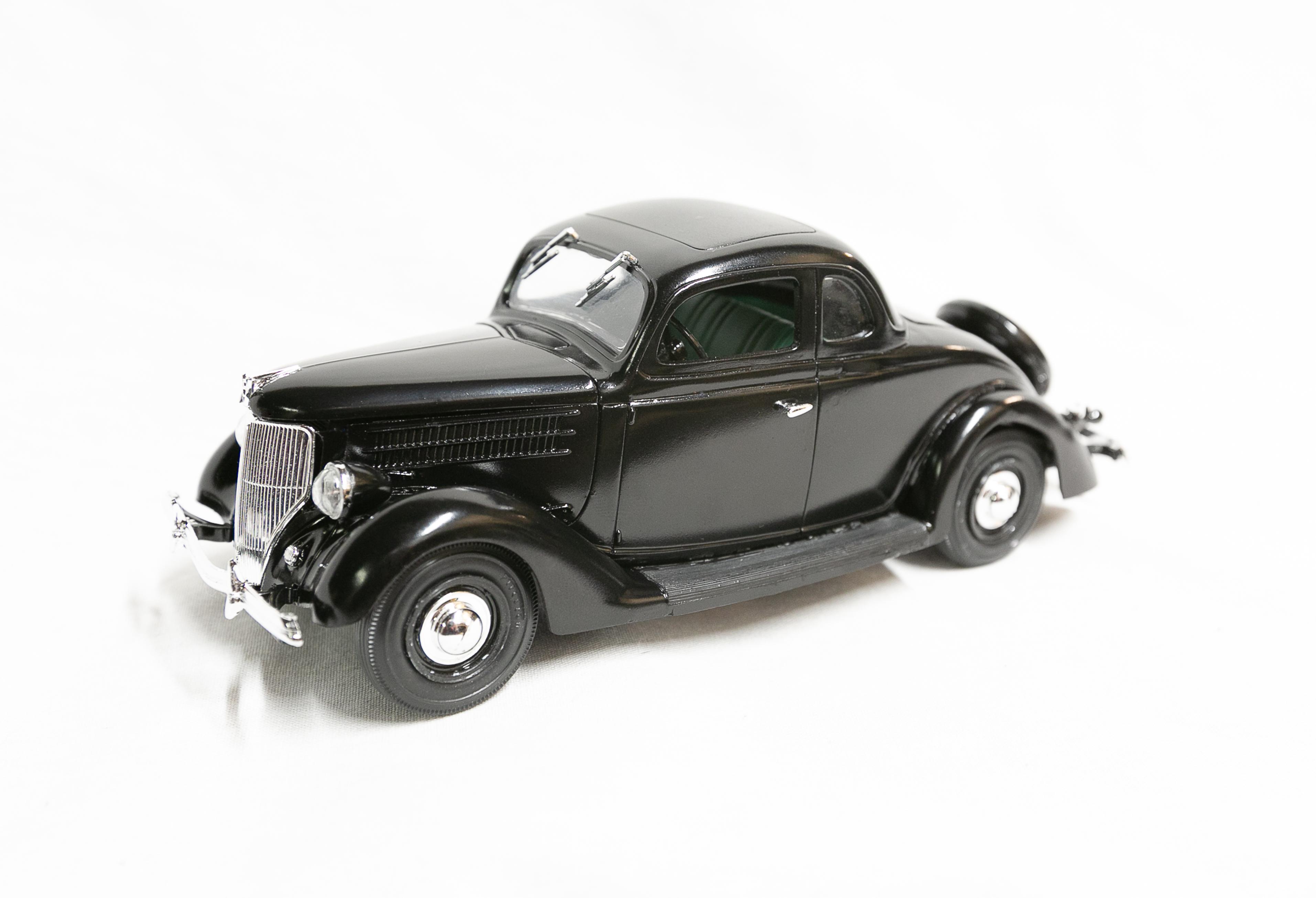 1936 Ford -- Dick Tracy style - Model Cars
