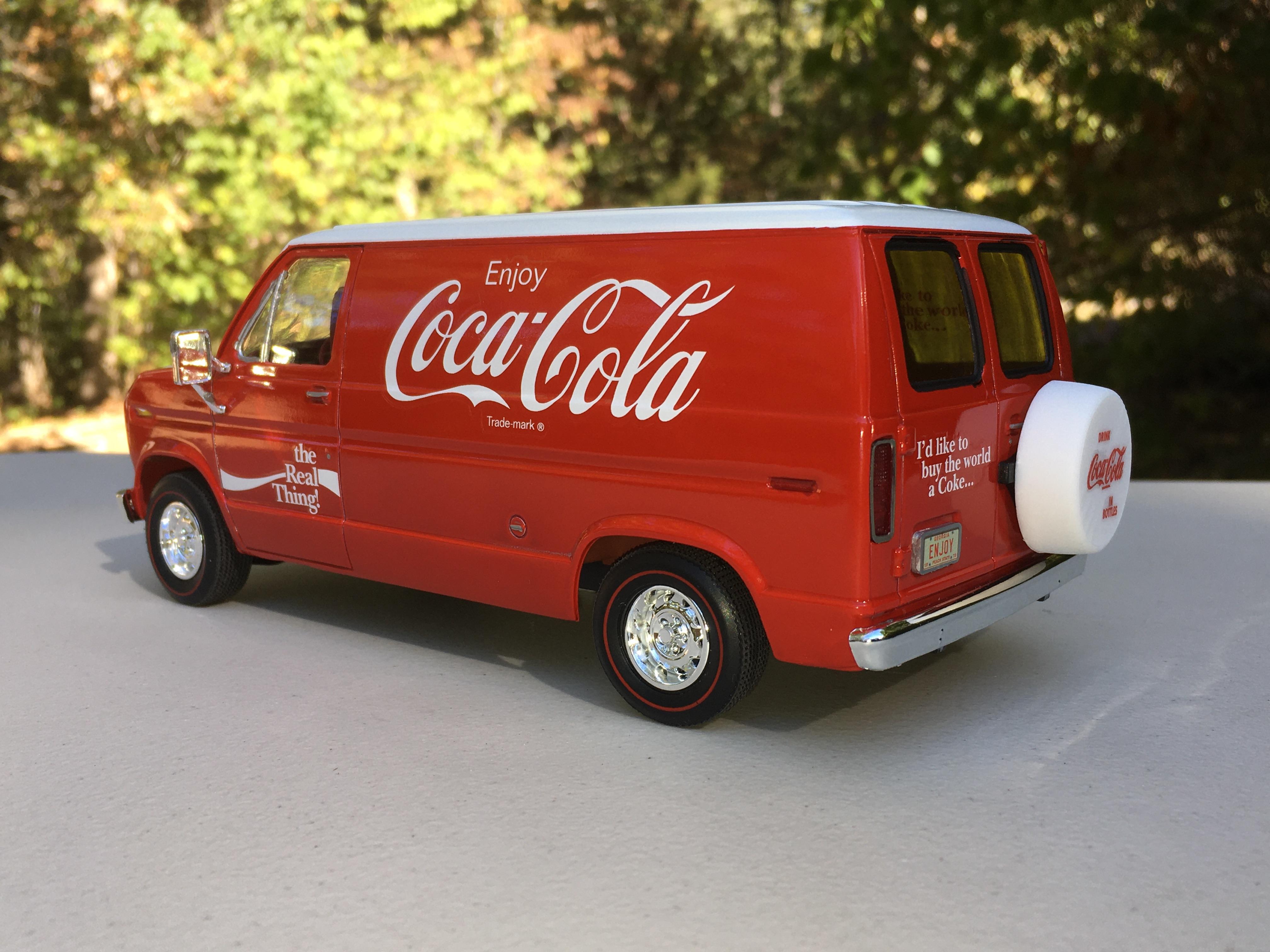 AMT 77 Ford Coca Cola Van Model Trucks Pickups Vans SUVs Light 