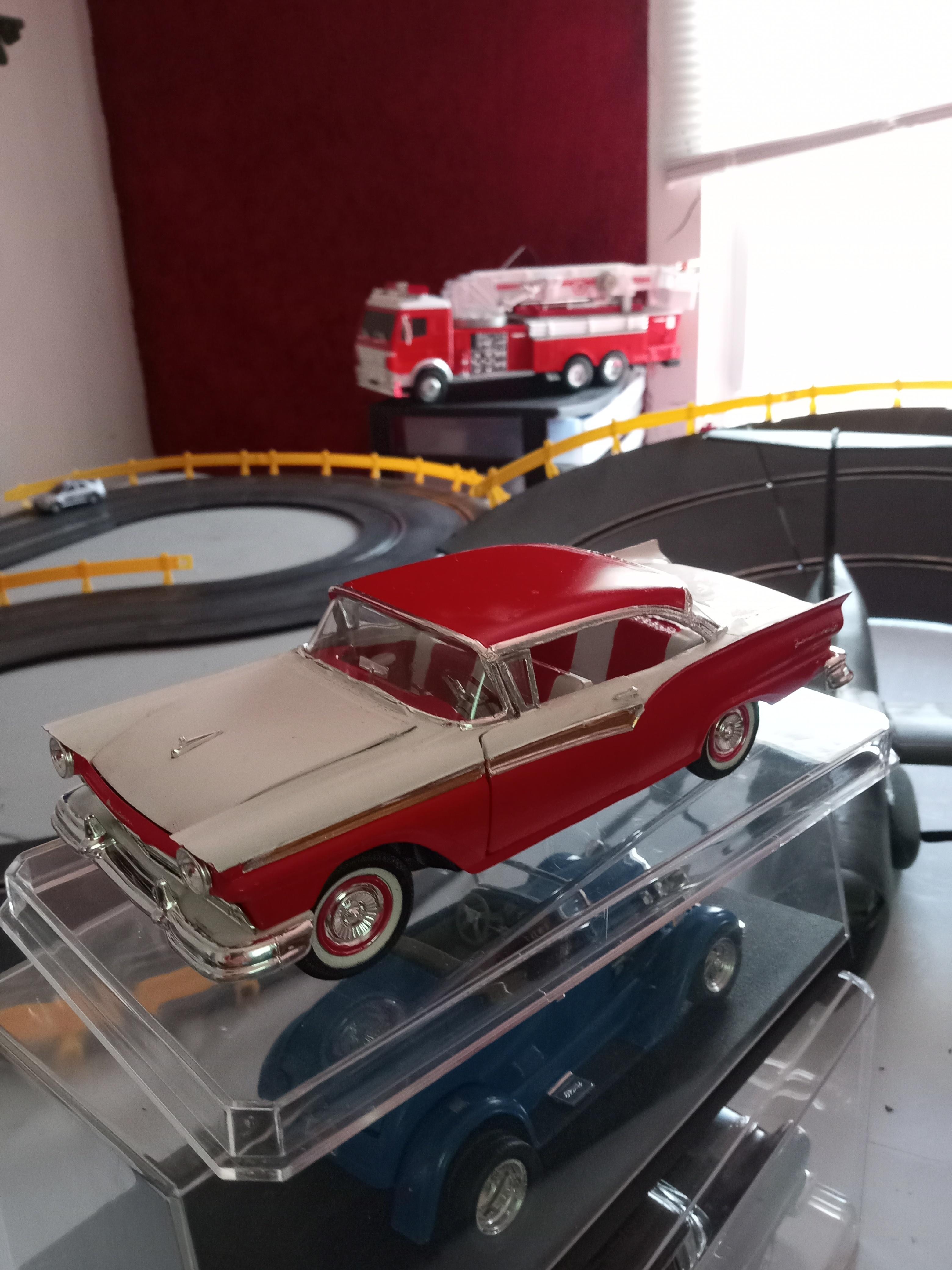 amt 57 ford fairlane