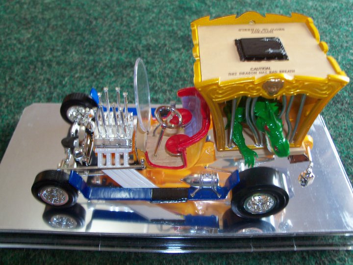 Monogram Tom Danial Circus Wagon 1/24 Scale Plastic Model Kit #4263 Complete 