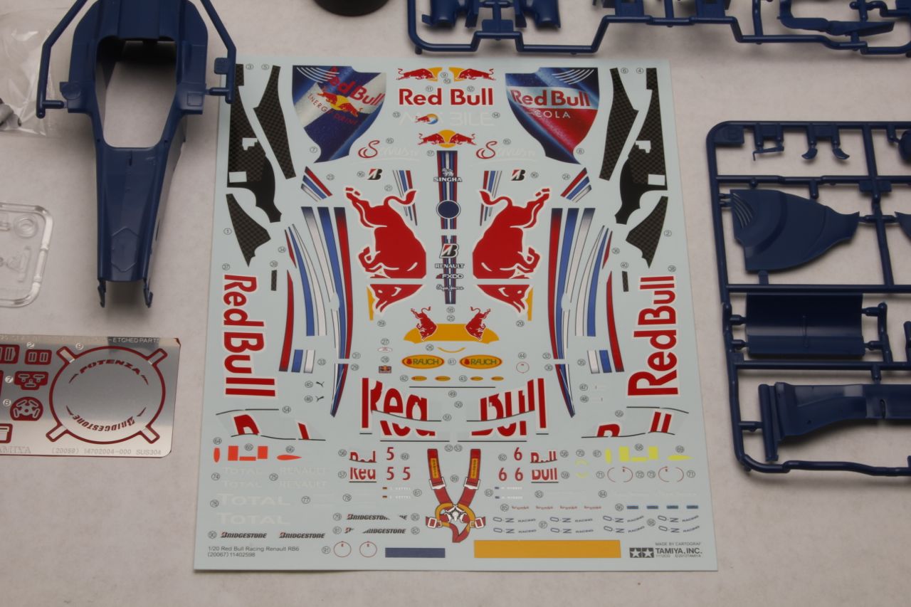 Tamiya Red Bull Racing Renault RB6 - Model Cars Magazine