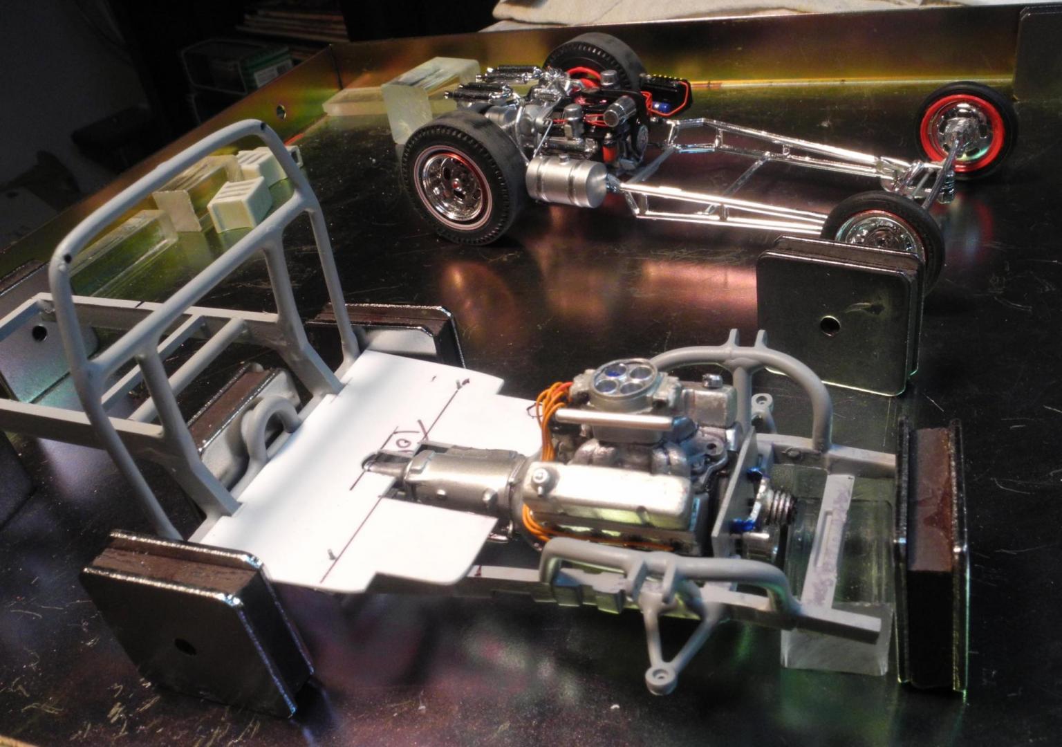 willys chassis with road agent.jpg