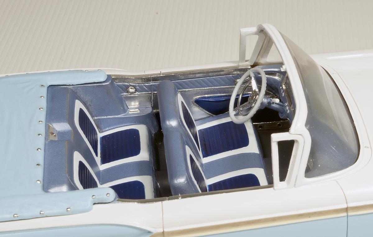 SunlinerInter6.thumb.jpg.ba40e28d5a8c93d