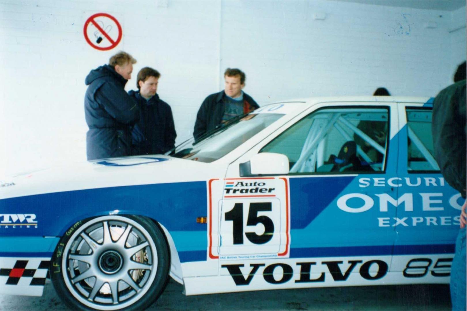 Works Volvo 850 with the late Tom Walkinshaw.jpg