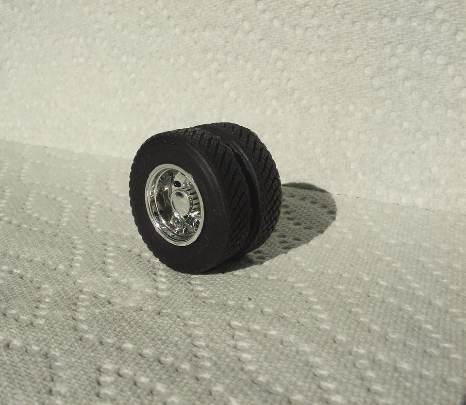 Drive tire 3.jpg