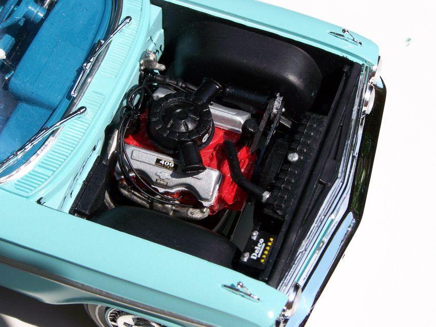 Lindberg1961ChevroletImpalaSS409engine.t