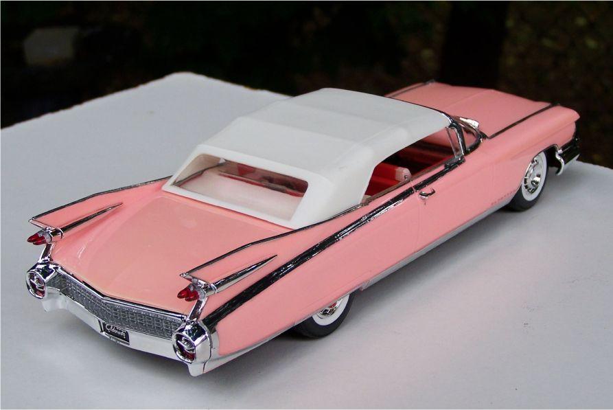 Revell_1959_Cadillac_Eldorado_Biarritz6.