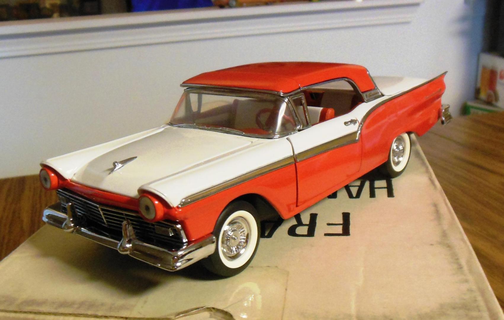 DB Mint 1957 Skyliner4.JPG