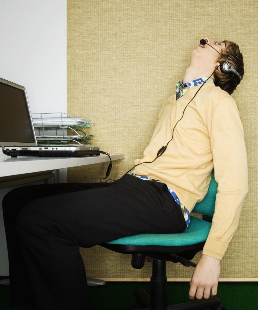 asleep-in-chair-cropped.thumb.jpg.edf939