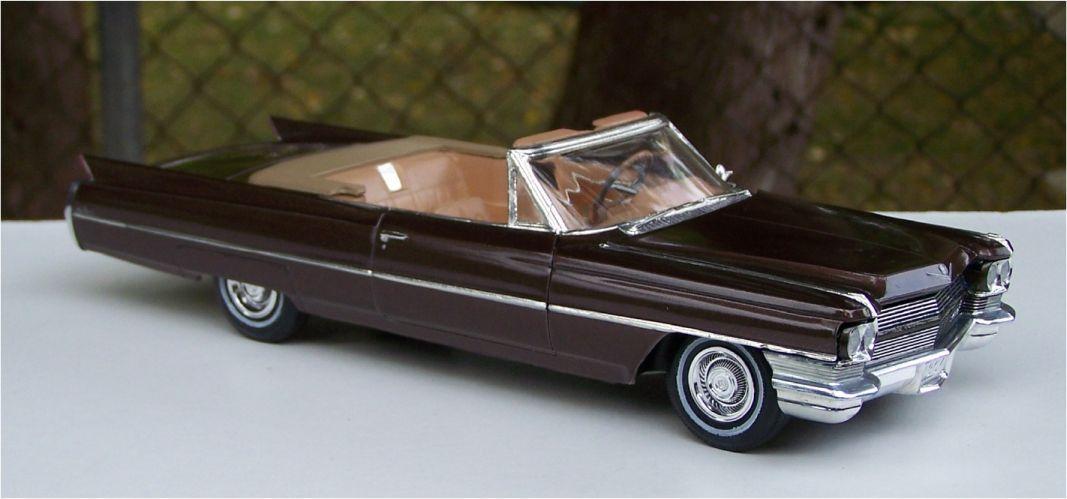 Jo-Han 1964 Cadillac de Ville4.jpg