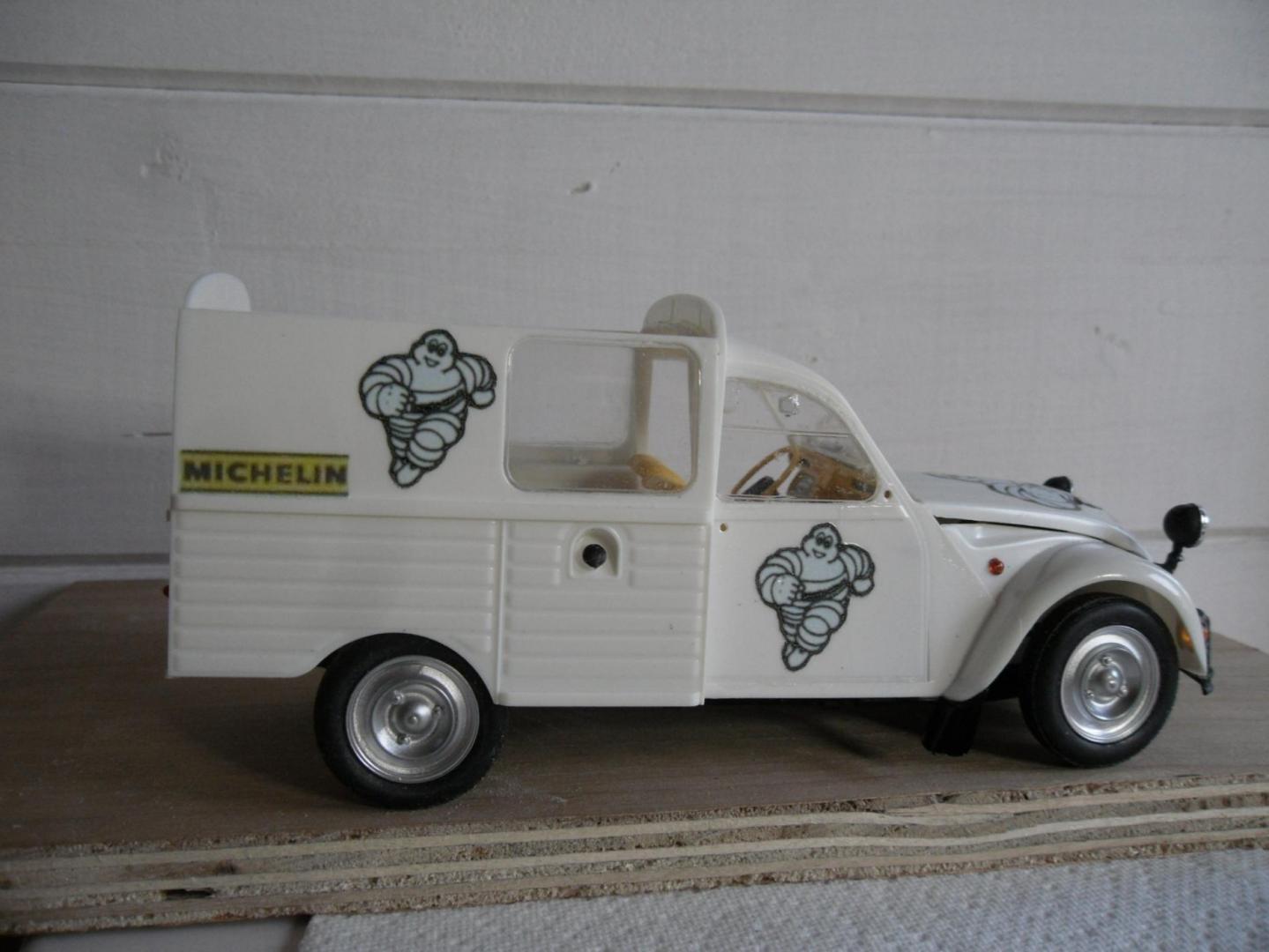 39 passenger door.JPG