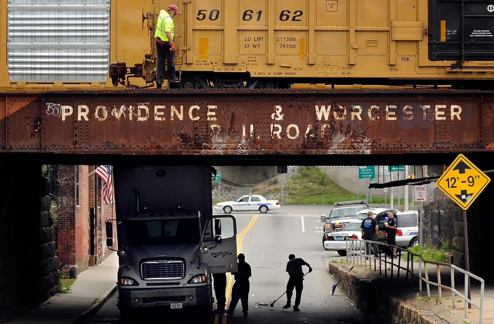 AR-308229698.thumb.jpg.6e7d7afb4175019d5