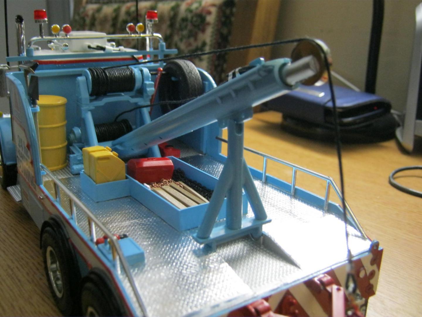 004.thumb.JPG.46150f73c8048f9ff00e570e72