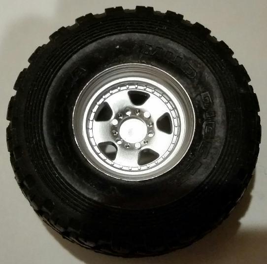 Cruiser Tire and Wheel.jpg