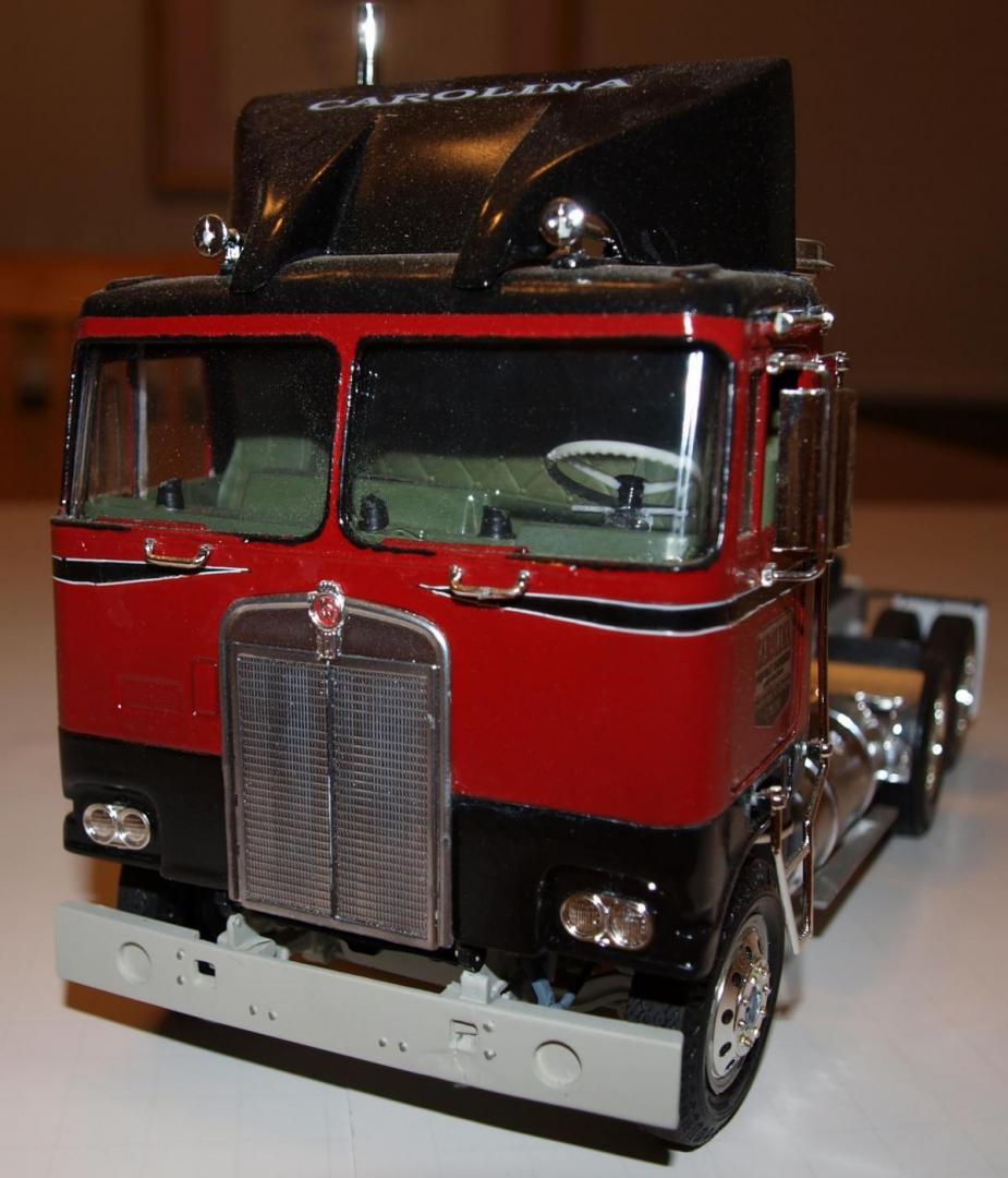 KW 123 daycab coe 6.JPG