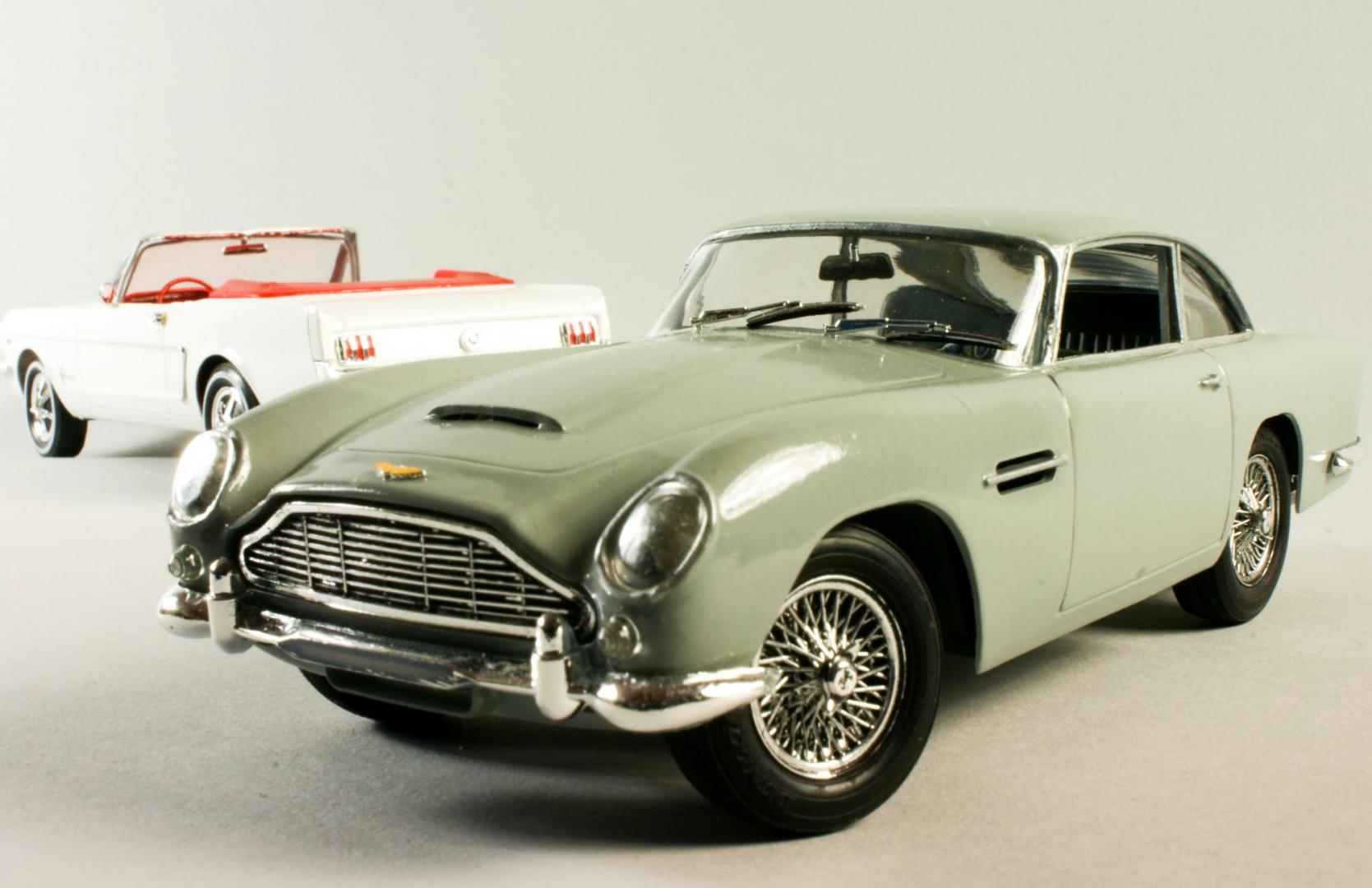 Pay_Careful_Attention_007.thumb.jpg.890d