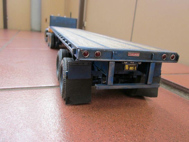 comp_fruehauf_flatbed_8.thumb.jpg.ddb592