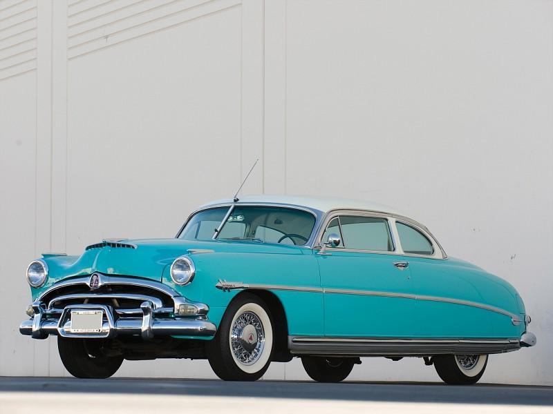 ----HUDSON 1953 Hornet 2 door in white over brite blue 11.jpg
