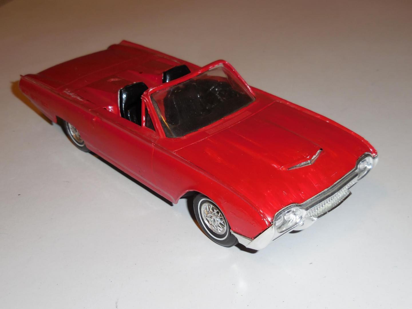 62 Thunderbird 01a.JPG