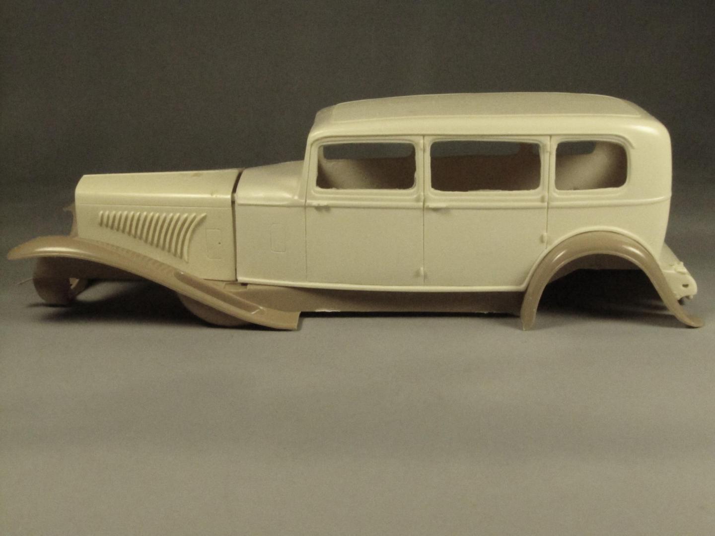 Duesenberg Berline Model1.jpg