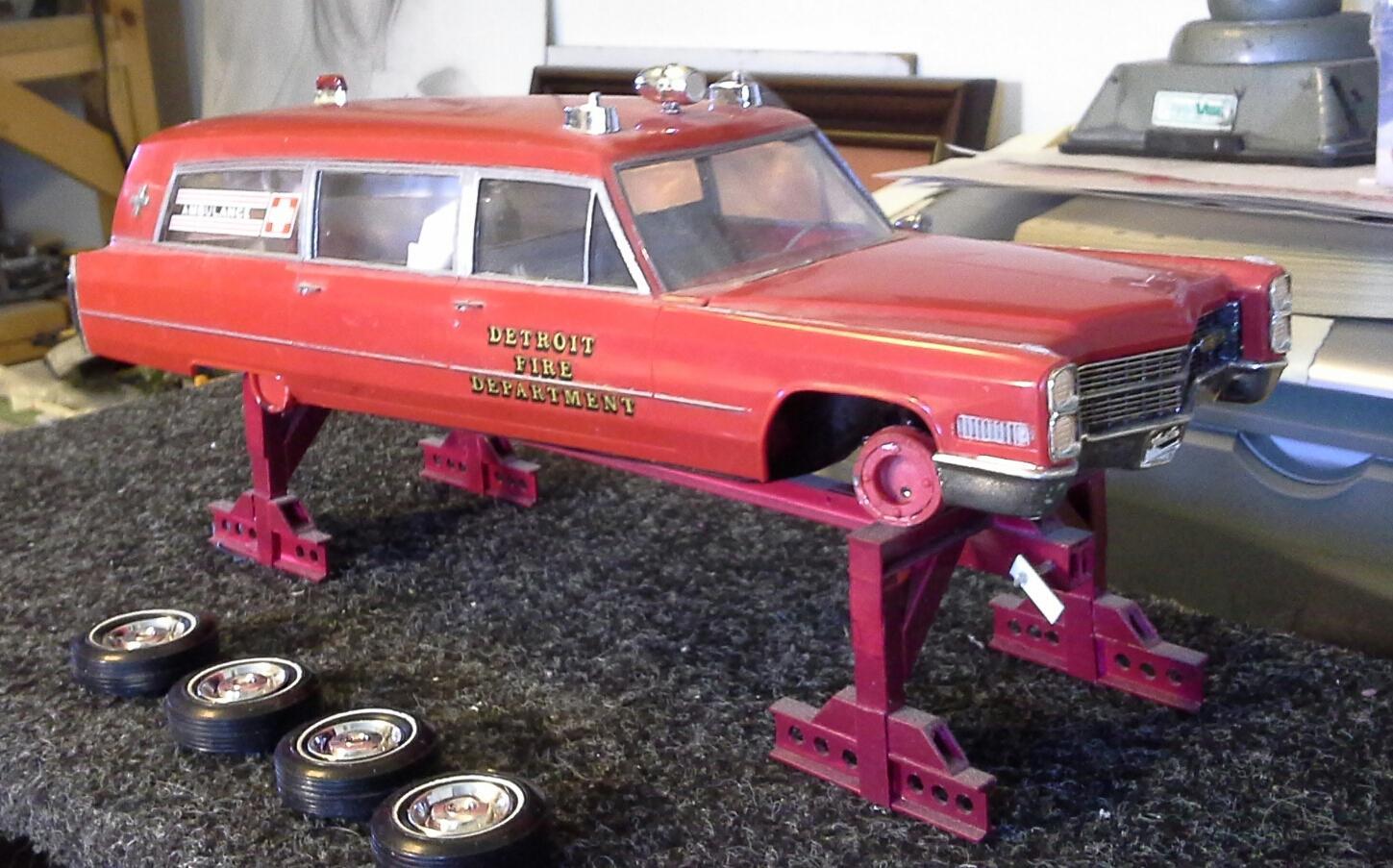 Johan_1966_Cadillac_Ambulance_1.thumb.jp