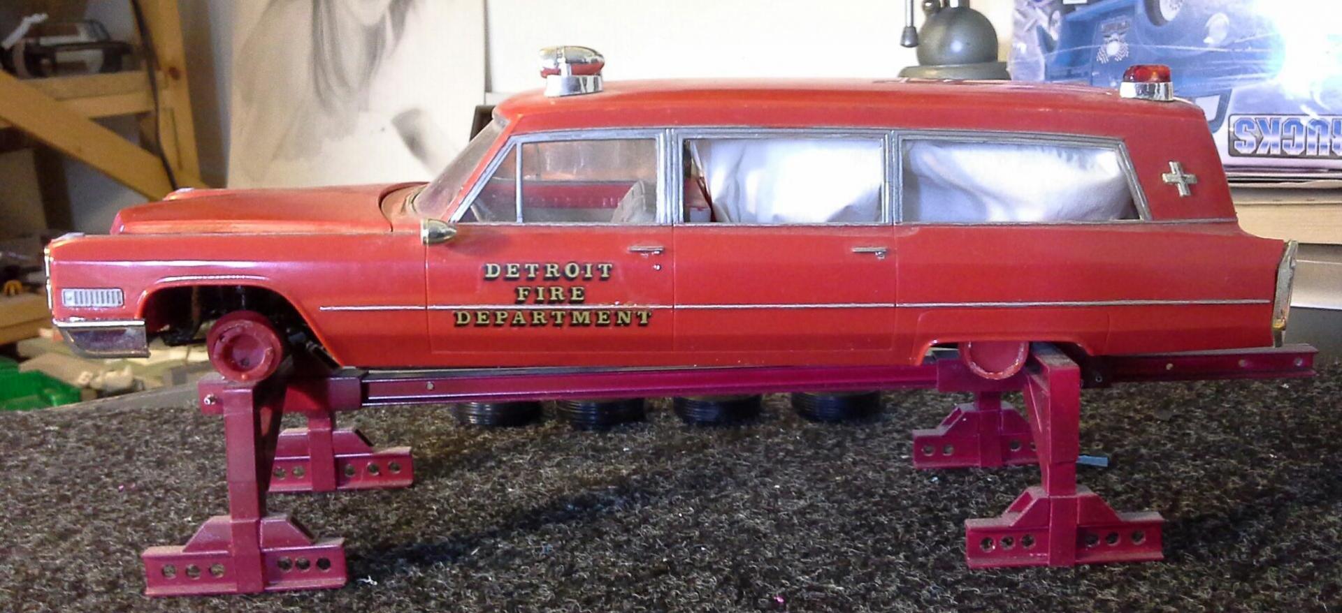 Johan 1966 Cadillac Ambulance 3.jpg