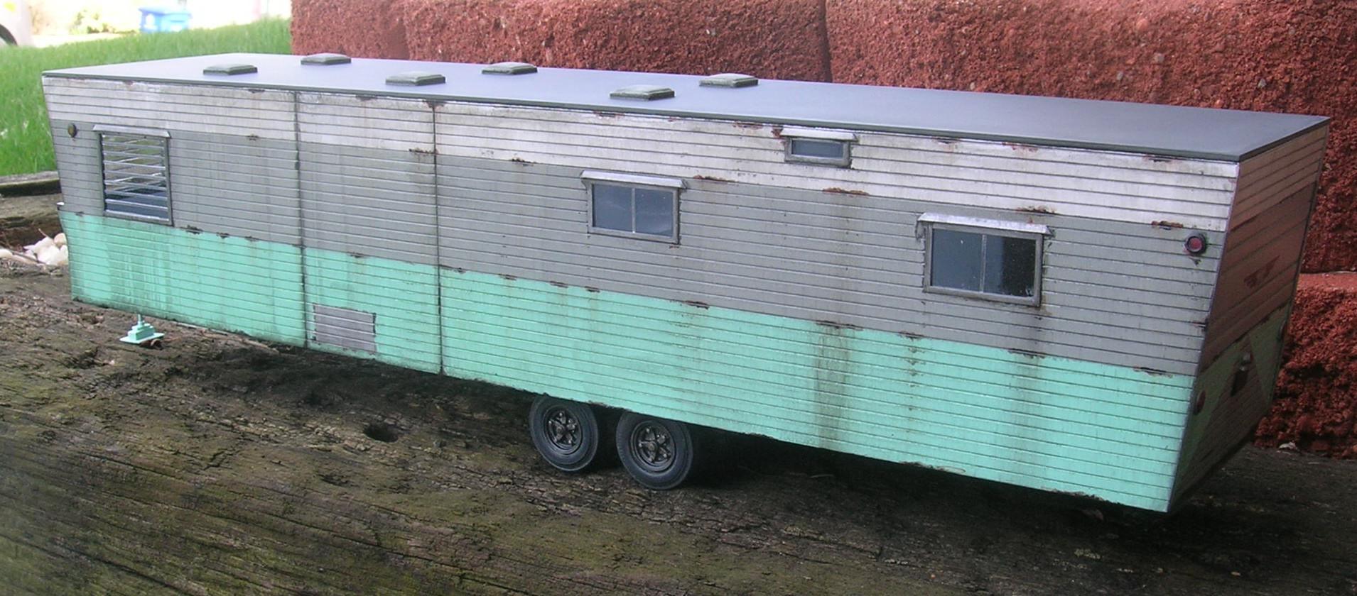 Rockford outside 3_zps87zl8p1h.JPG