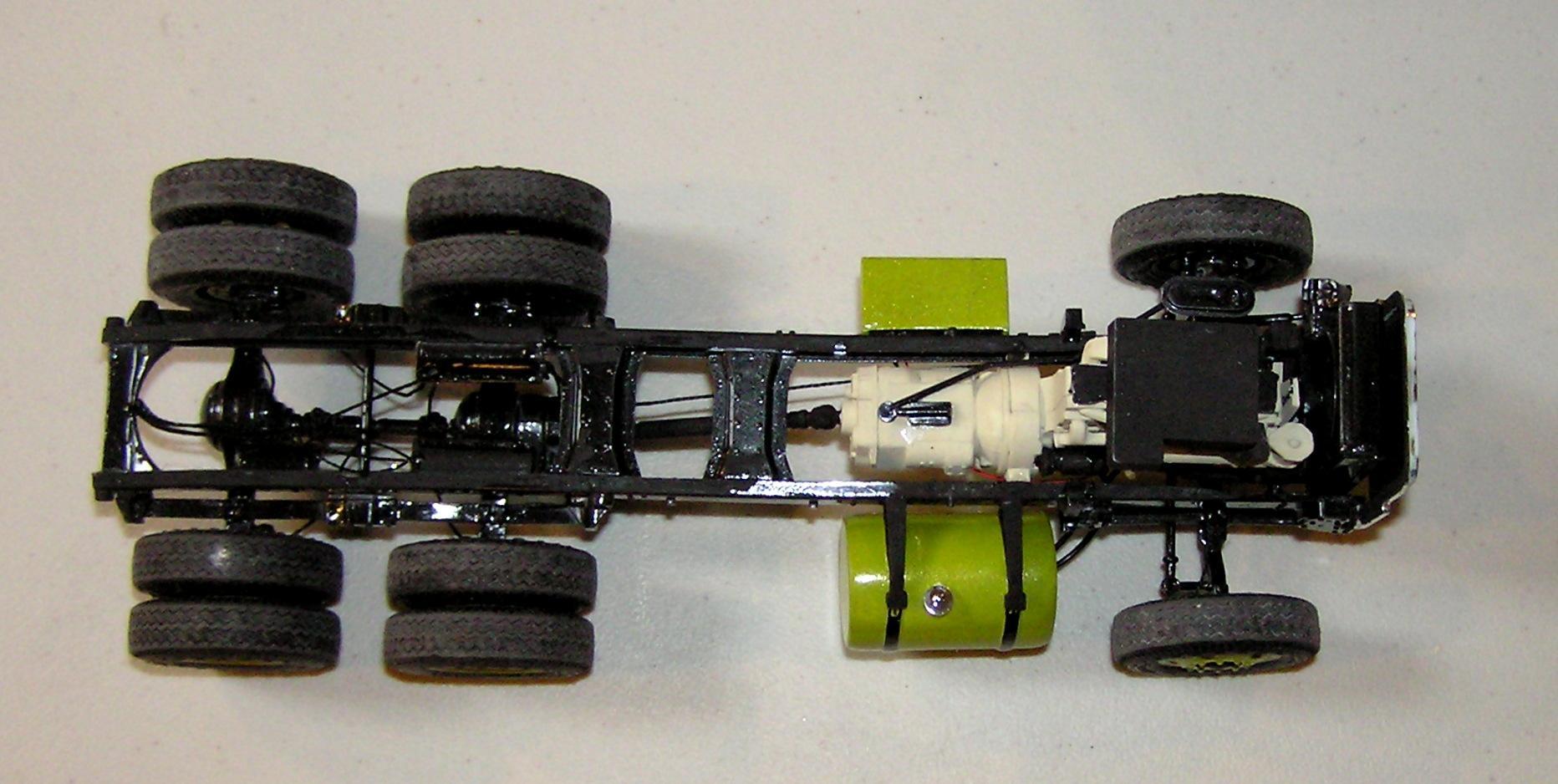 freightliner chassis-1.jpg