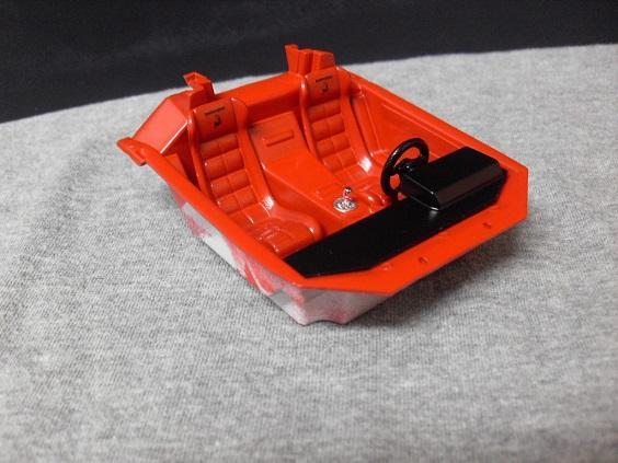 interiorin1_001.thumb.JPG.d726499aef60dc