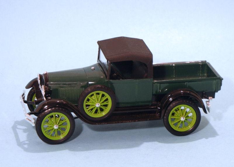 1928 Ford Model A Roadster Pick-up (3).JPG