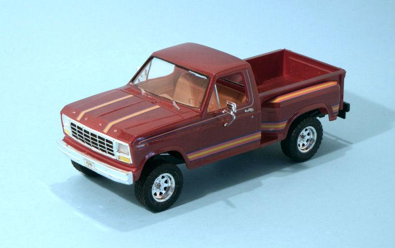 1980 Ford F150 Flareside Pickup red (3).JPG