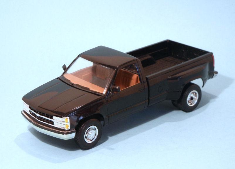 1991 Chevrolet C30 Pickup  black (3).JPG